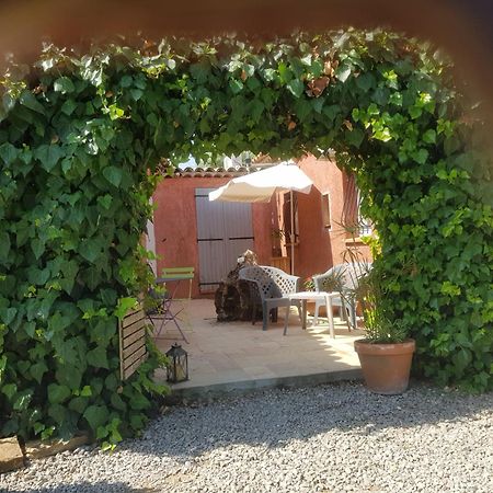 Les Lezards 2 Au Soleil Draguignan Bed & Breakfast Exterior photo